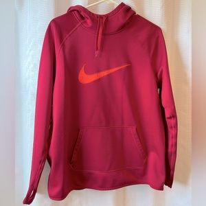 Women’s Nike hooded sweatshirt with thumb holes